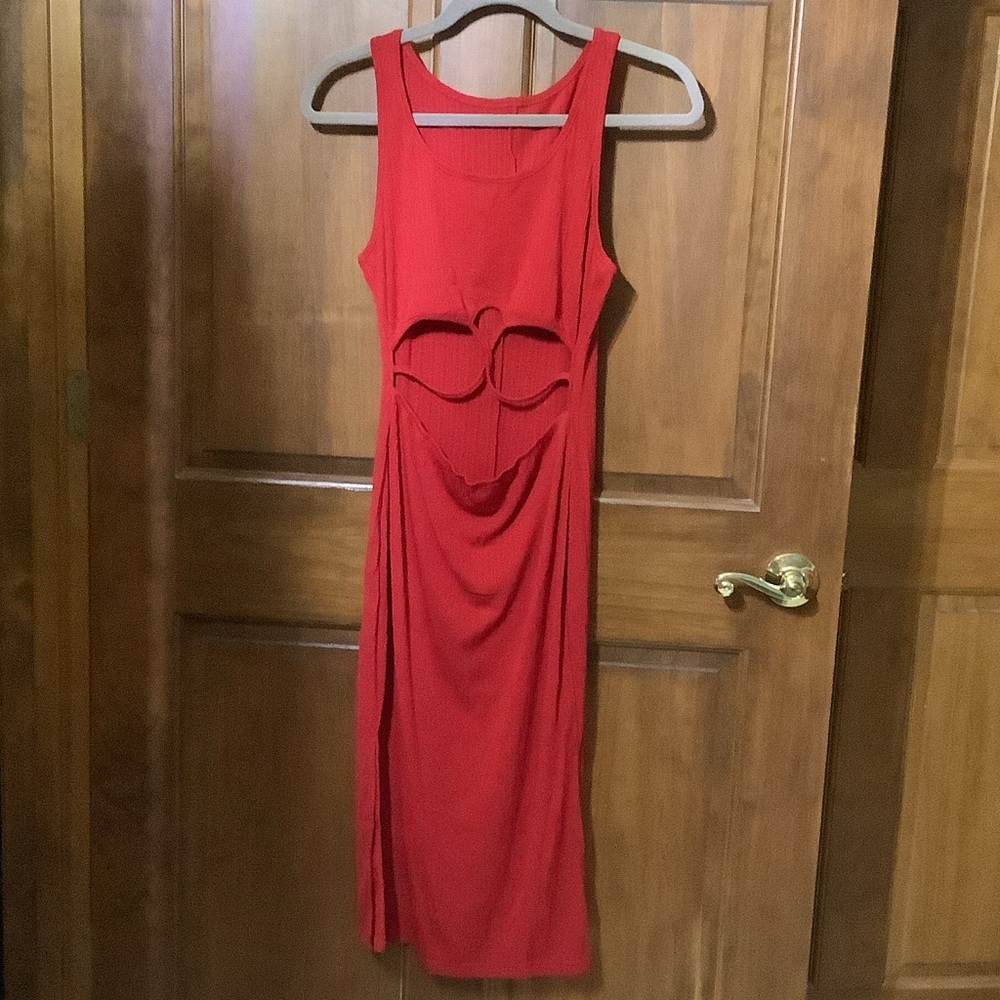 Elegant Red Sleeveless Dress